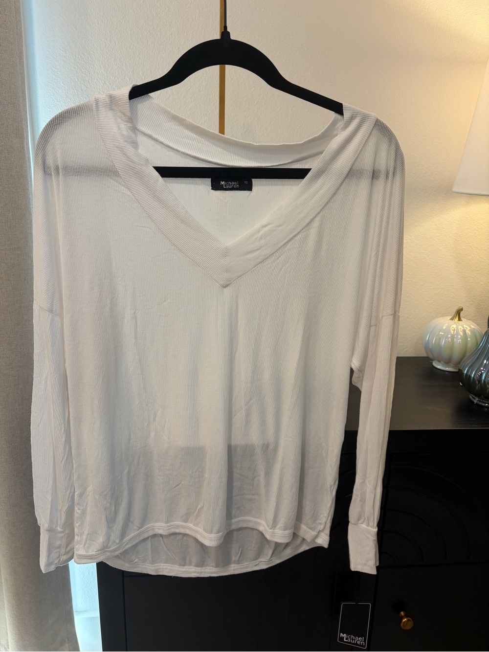 White V-Neck Long Sleeve Top by Michael Lauren XS